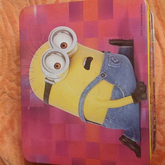Vintage Minions Collectible Lunch Box - Picture 6 of 7